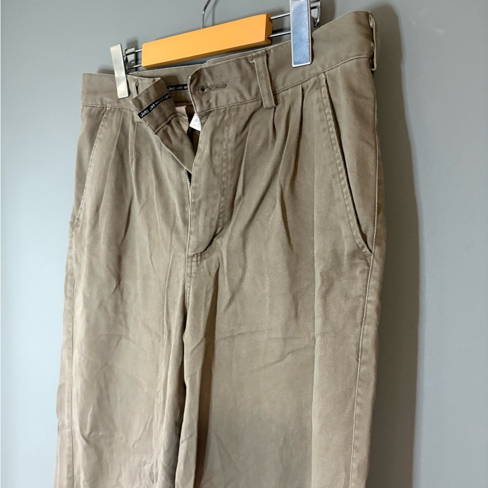 Jeep brand size 32 Men's Khaki Chinos, straight leg pants ,cargo, 100% cotton - Picture 3 of 6